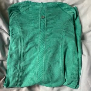 Lululemon Long Sleeve Swiftly